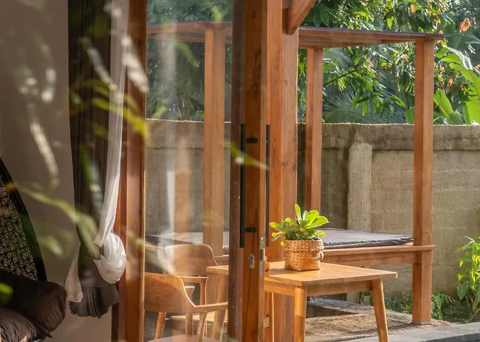 ベッド・アンド・ブレックファスト Moonterra Ubud By Dhananjaya Hospitality Tampaksiring