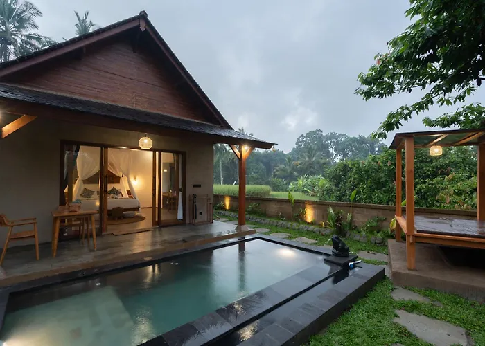 Moonterra Ubud By Dhananjaya Hospitality ベッド・アンド・ブレックファスト 4*